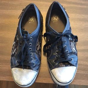 BKE Sneakers size 8.5. lace and  Sparkle